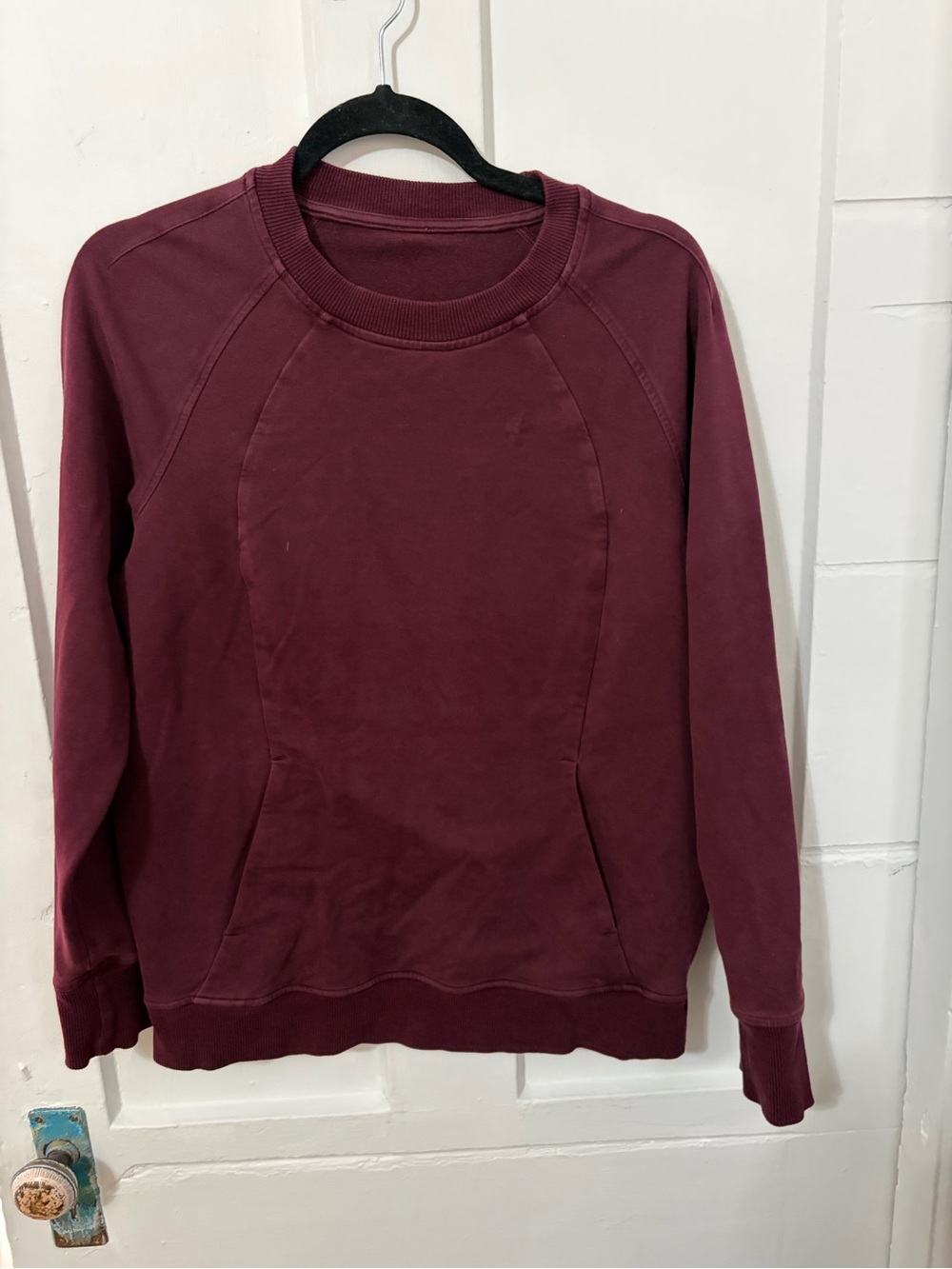 Lululemon Scuba Crew
Garnet